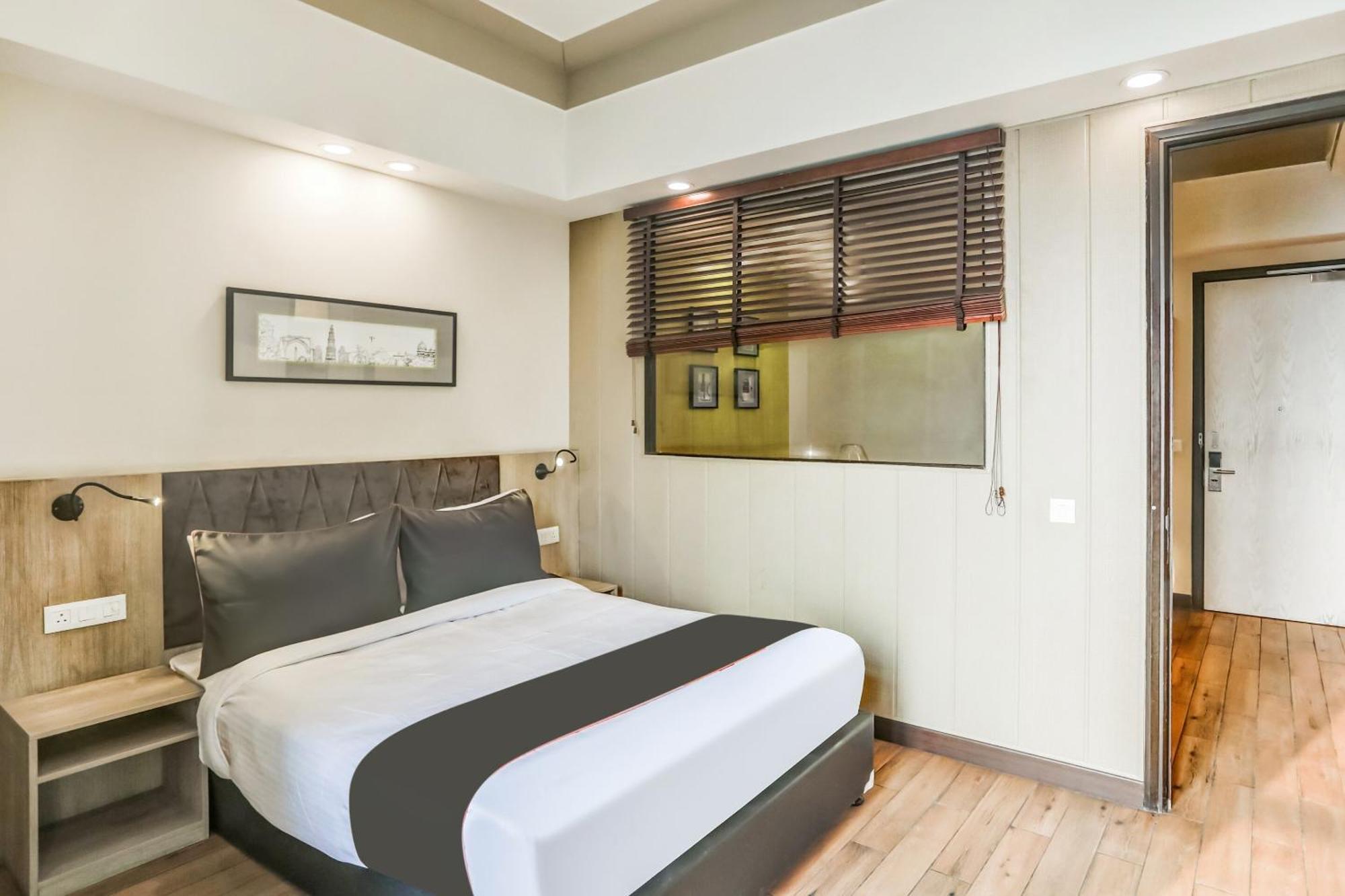 Collection O Limewood Stay Гургаон Екстериор снимка
